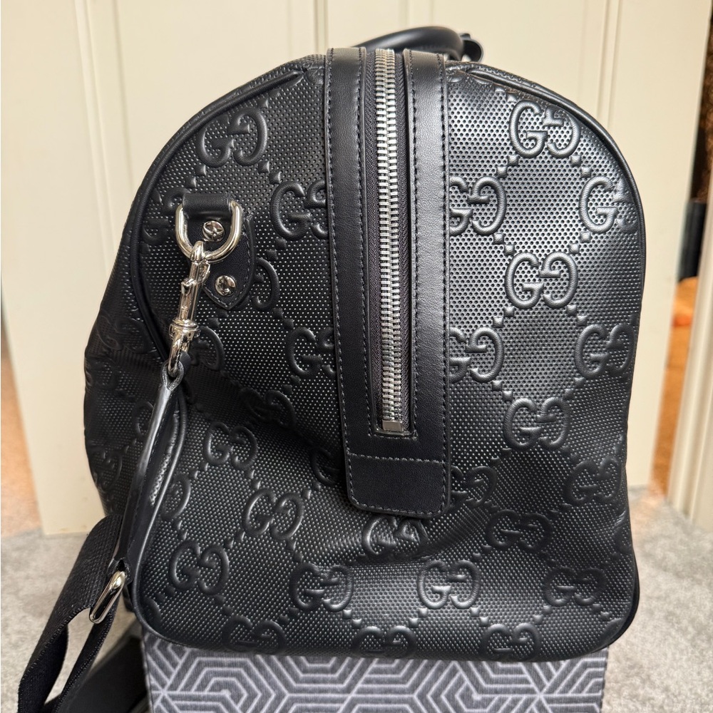 Gucci Black Monogram Leather Duffel Bag - Picture 4 of 8